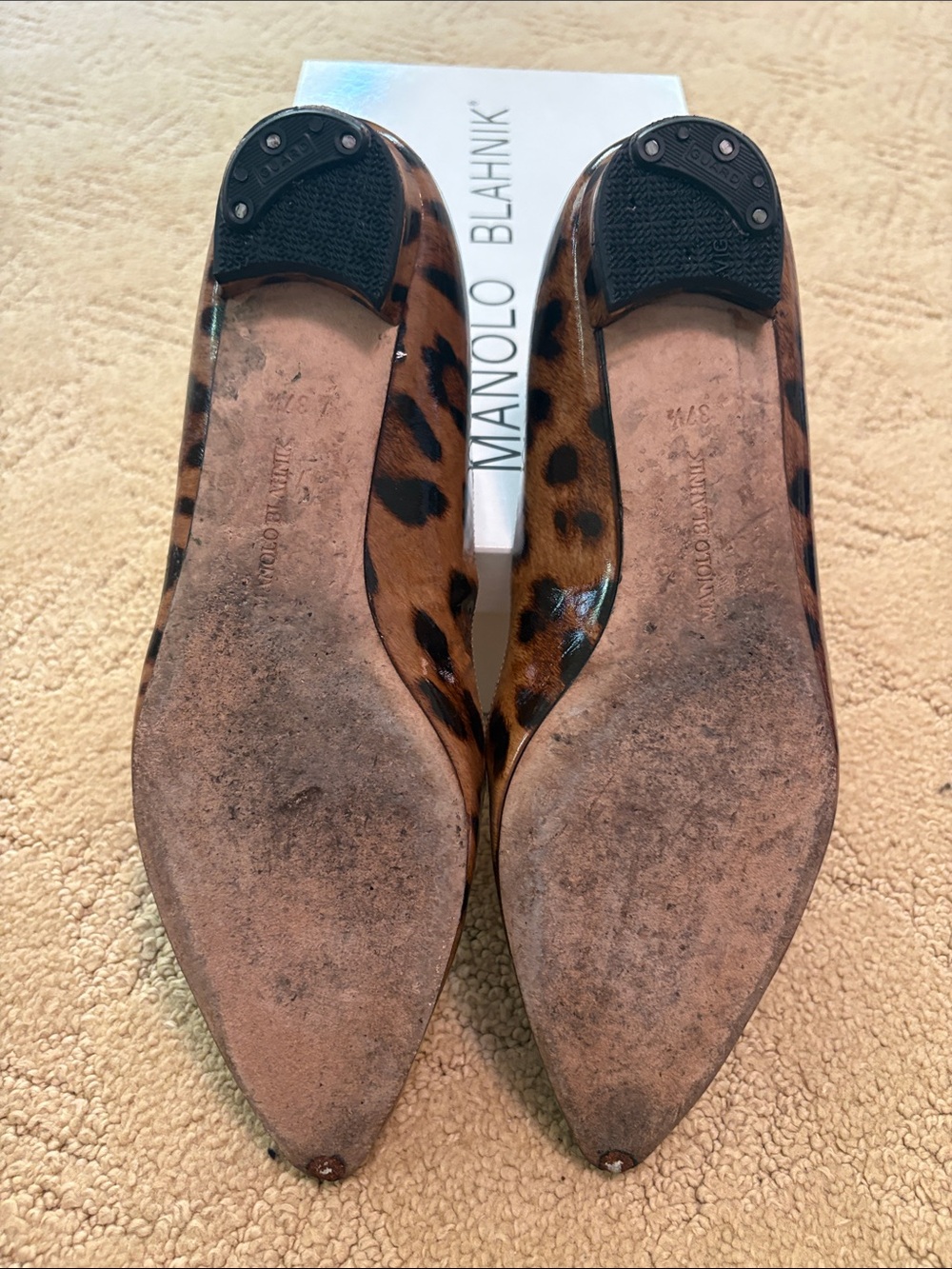 Manolo Blahnik Patent Leopard  Flat Euro size 37.5 - Picture 4 of 7